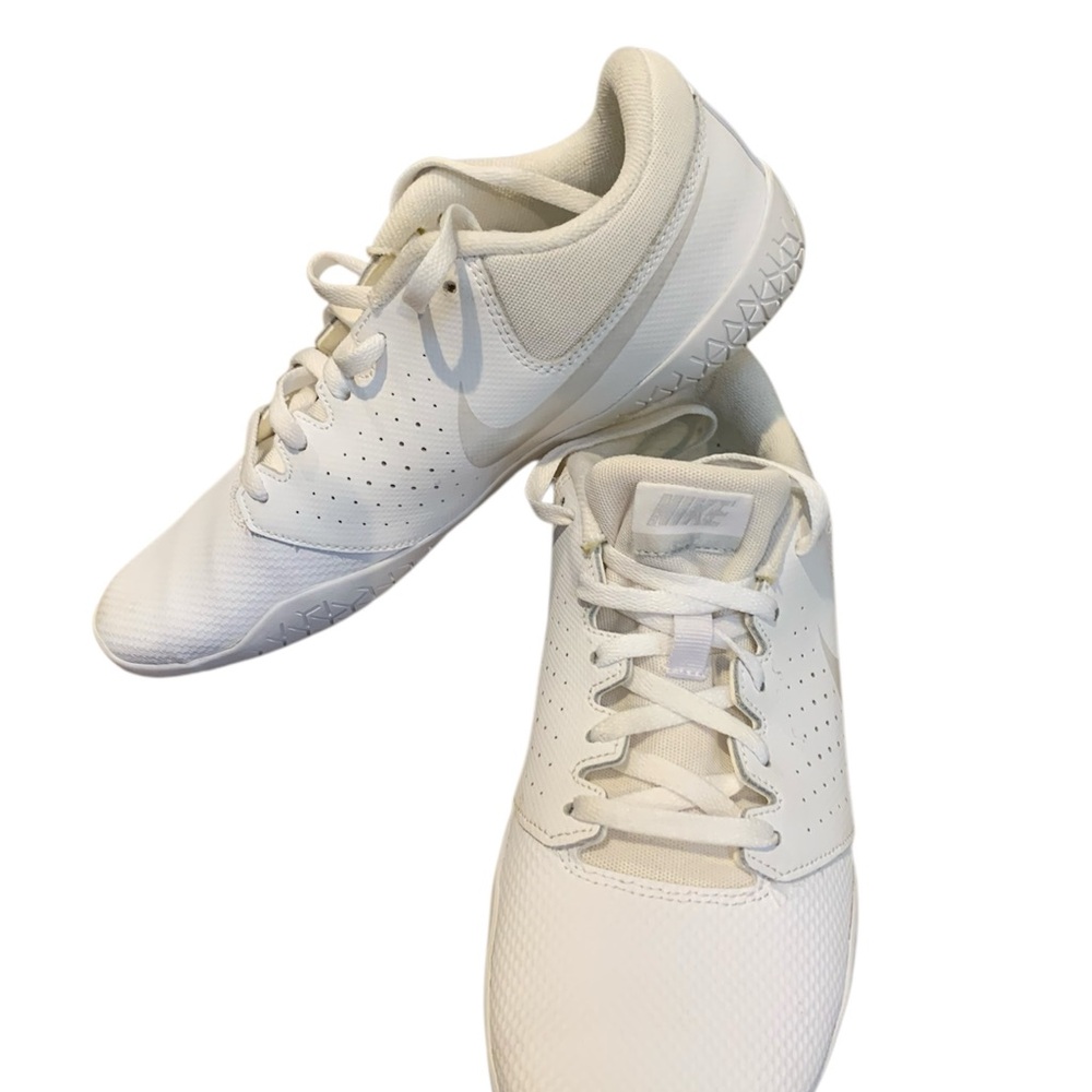 Women’s Nike Cheer Sideline IV White Shoes - Picture 11 of 13